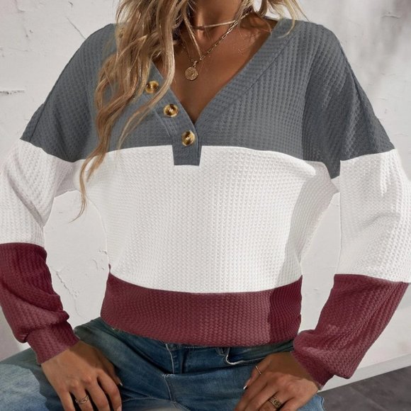 Casual Womens button detailed colorblock Tee multi color - Picture 3 of 4